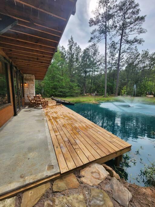 Waterfront Houston Hide Out In A Magical Forest Waller Εξωτερικό φωτογραφία